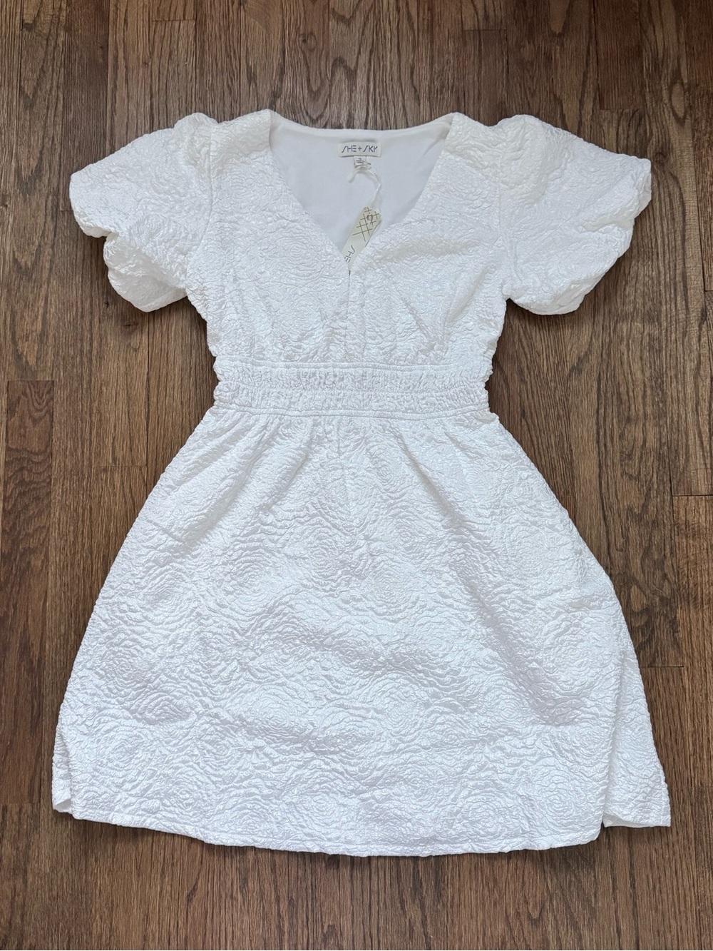 She + Sky White Textured Puff-Sleeve Mini Dress